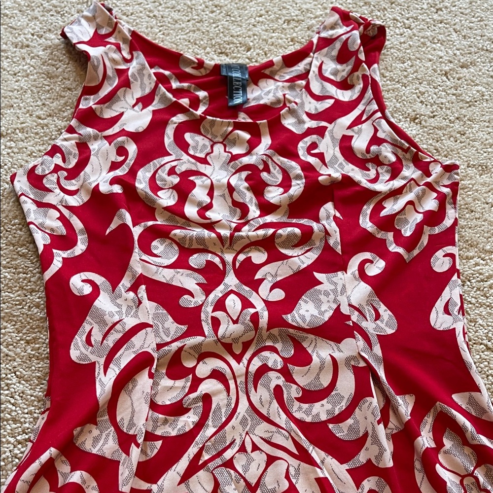Chic Asymmetrical Red and White Dress - Picture 4 of 11